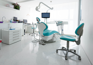 dental-exam-room-white-with-blue-chair